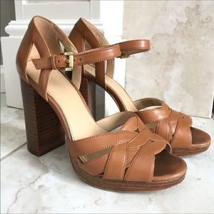 Gorgeous Michael Kors Annalyse💜💜💜